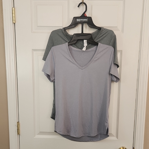 90 Degree By Reflex Green and Gray Fitted Short Sleeve Tee - Picture 1 of 8